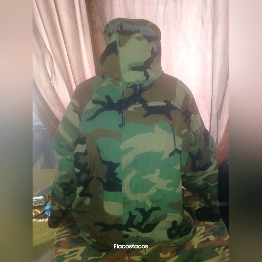 U.S. ARMY CHEMICAL CAMO SUIT